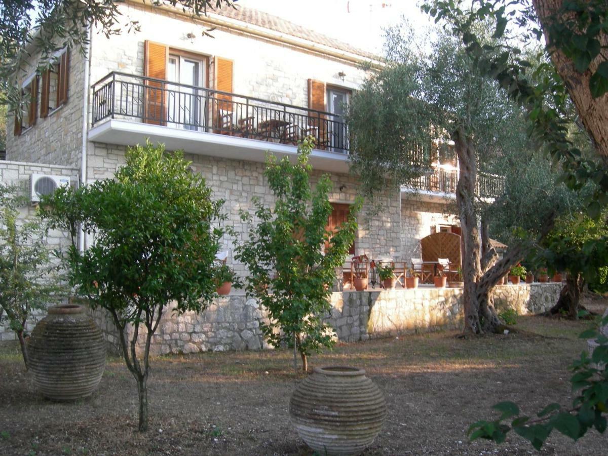Baronessa'S Apartments Gaios Luaran gambar