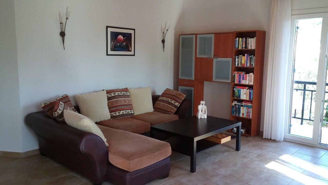 Baronessa'S Apartments Gaios Luaran gambar